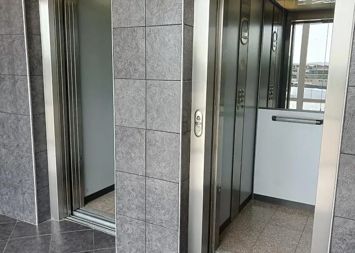 Rose アパートホテル サニービーチ